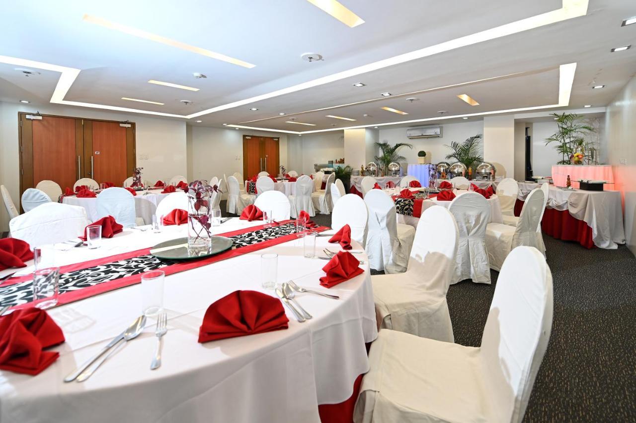 St. Mark Hotel Cebu Exteriör bild