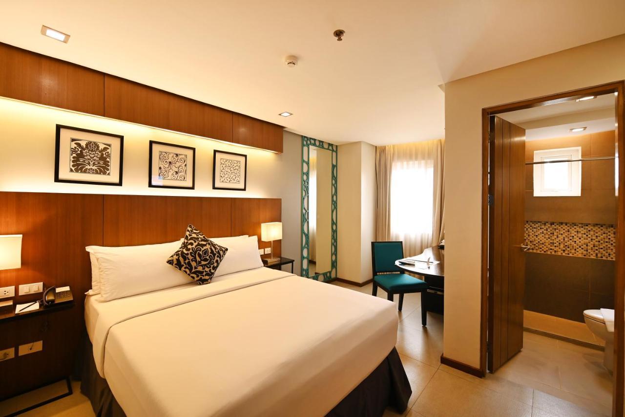St. Mark Hotel Cebu Exteriör bild