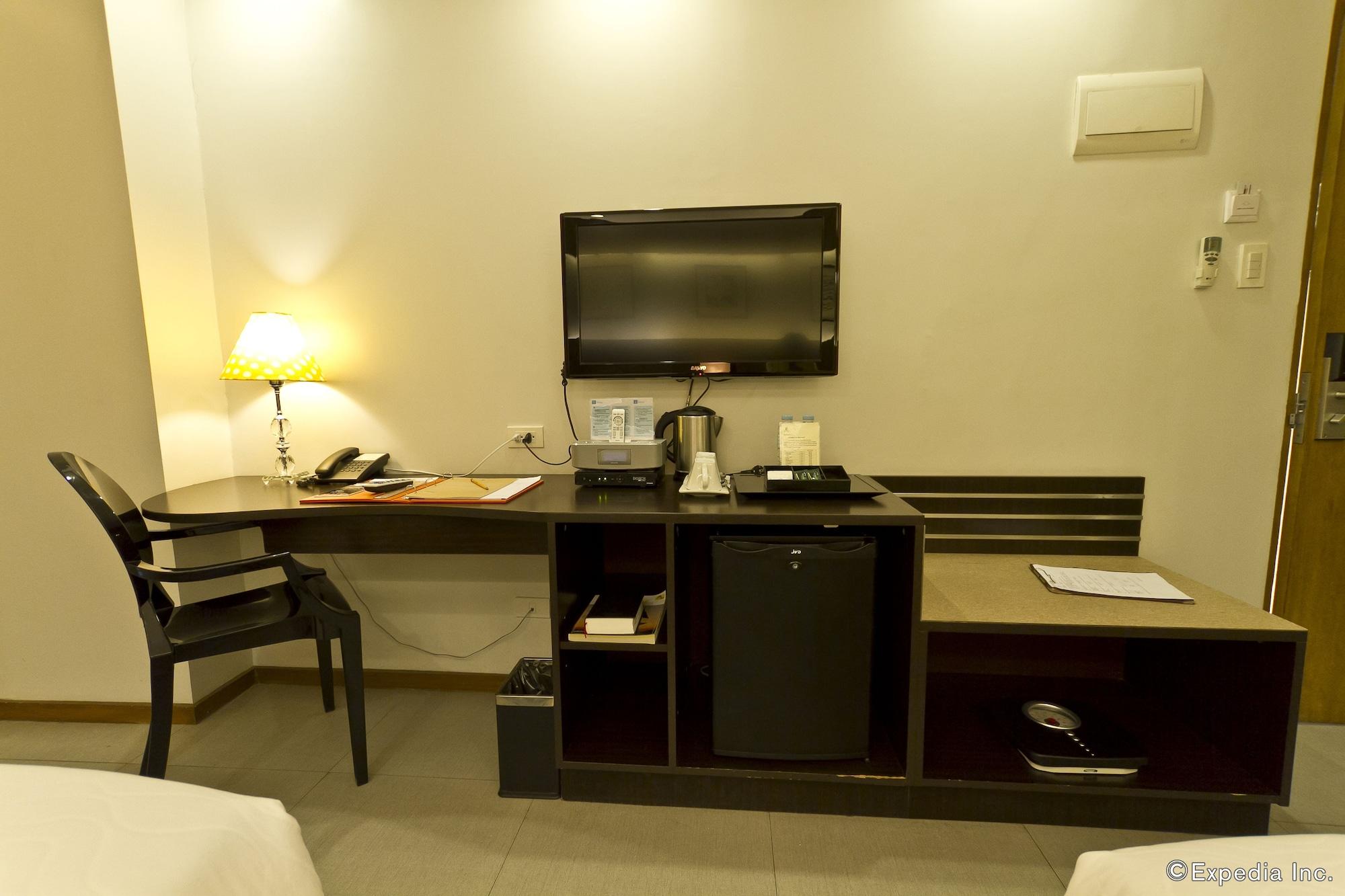 St. Mark Hotel Cebu Exteriör bild